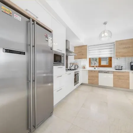 Neria, Kalamar Koyu'nda Luex 빌라 *